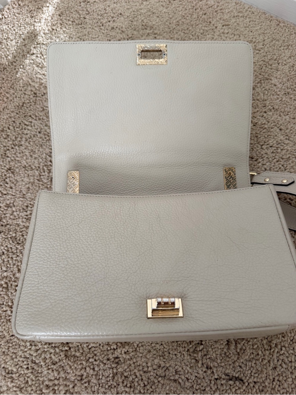 Valentino By Mario Valentino Cream Pebbled Leather Shoulder Bag with V Logo - Picture 5 of 15